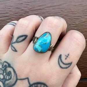 Vintage Turquoise and Gold leaf Ring